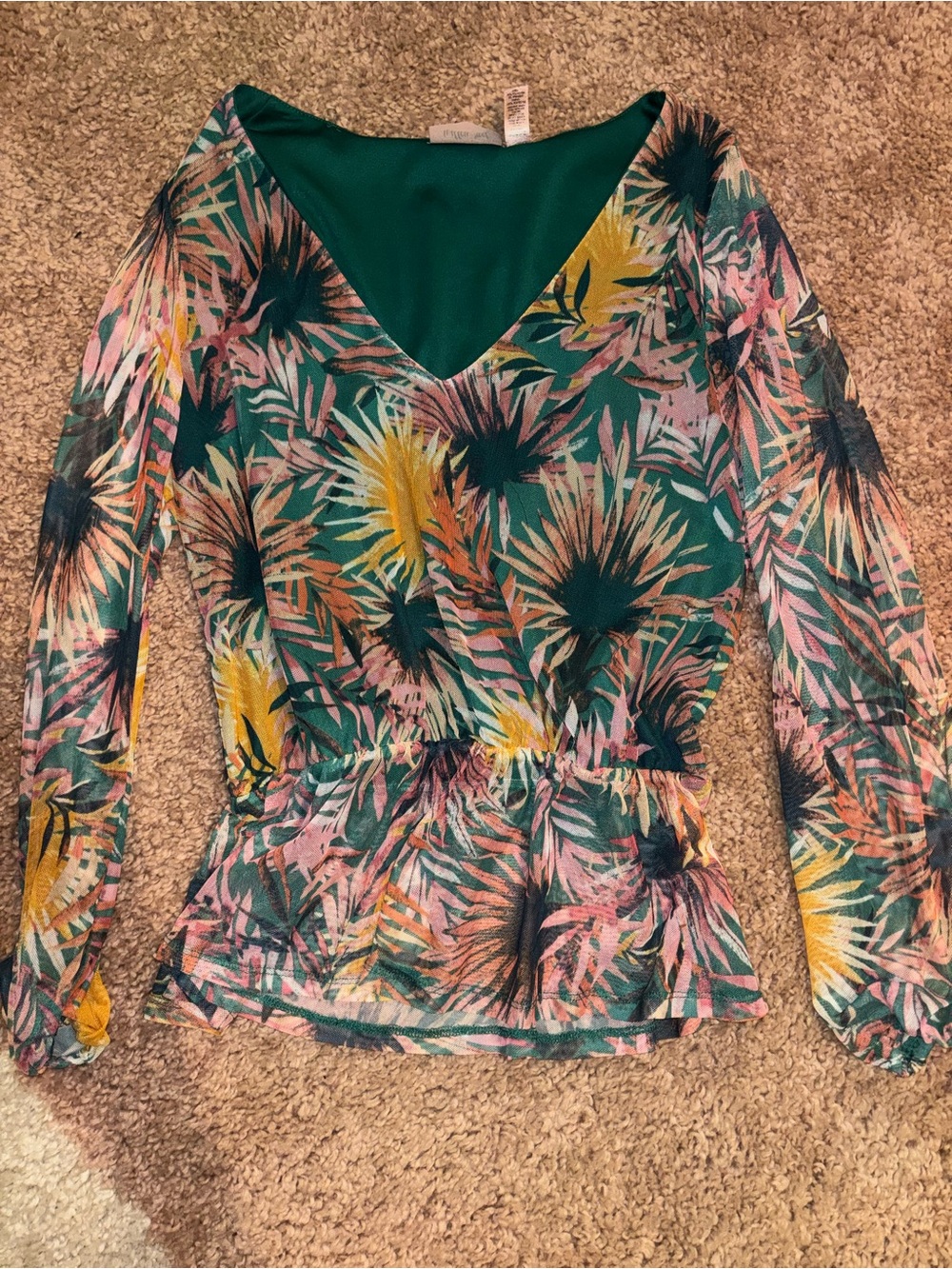 Willow & Root Tropical Print V-Neck Peplum Top - Green